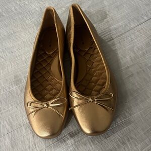 Birdies Hummingbird Gold Ballet Flats